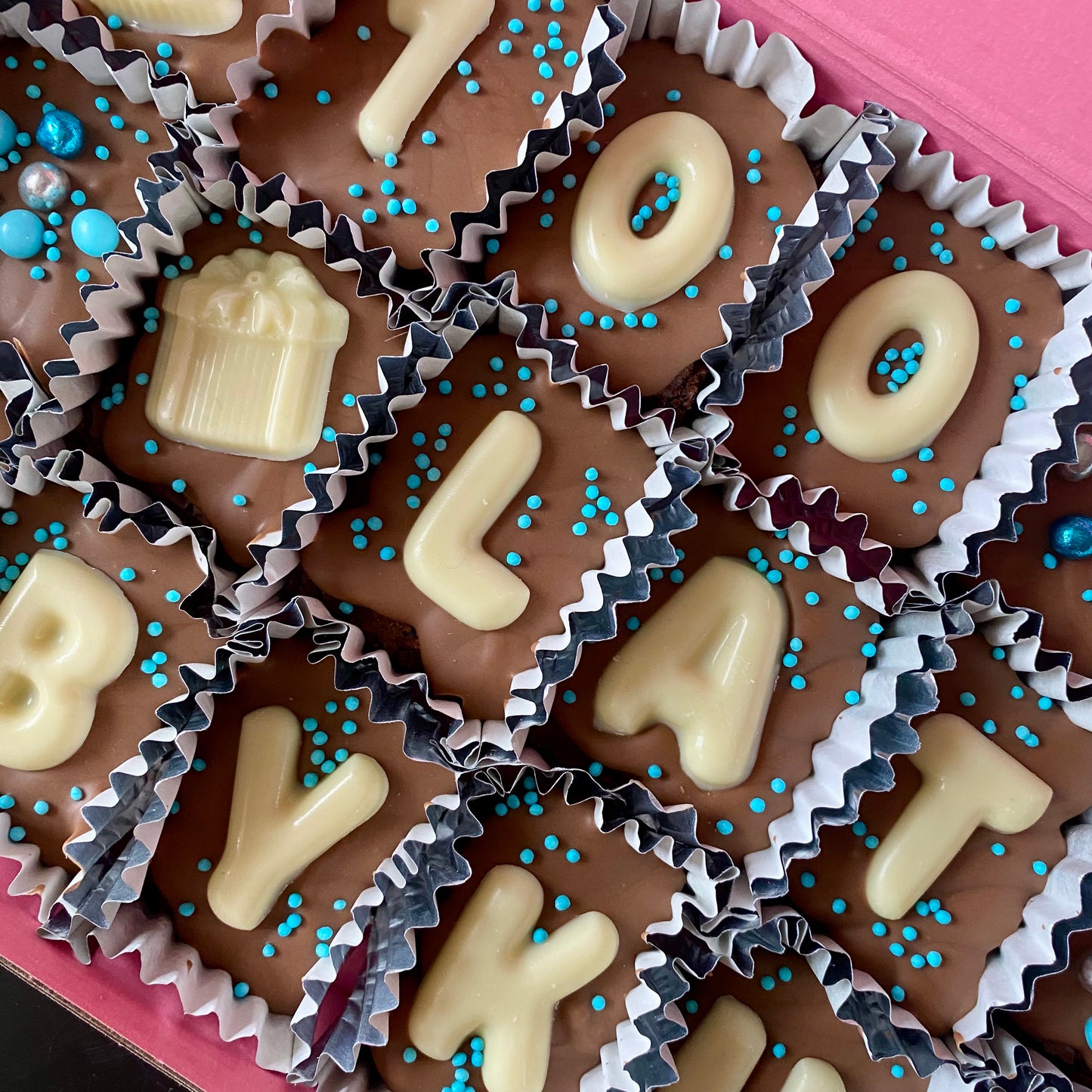 DUŻE BROWNIE W KAWAŁKACH