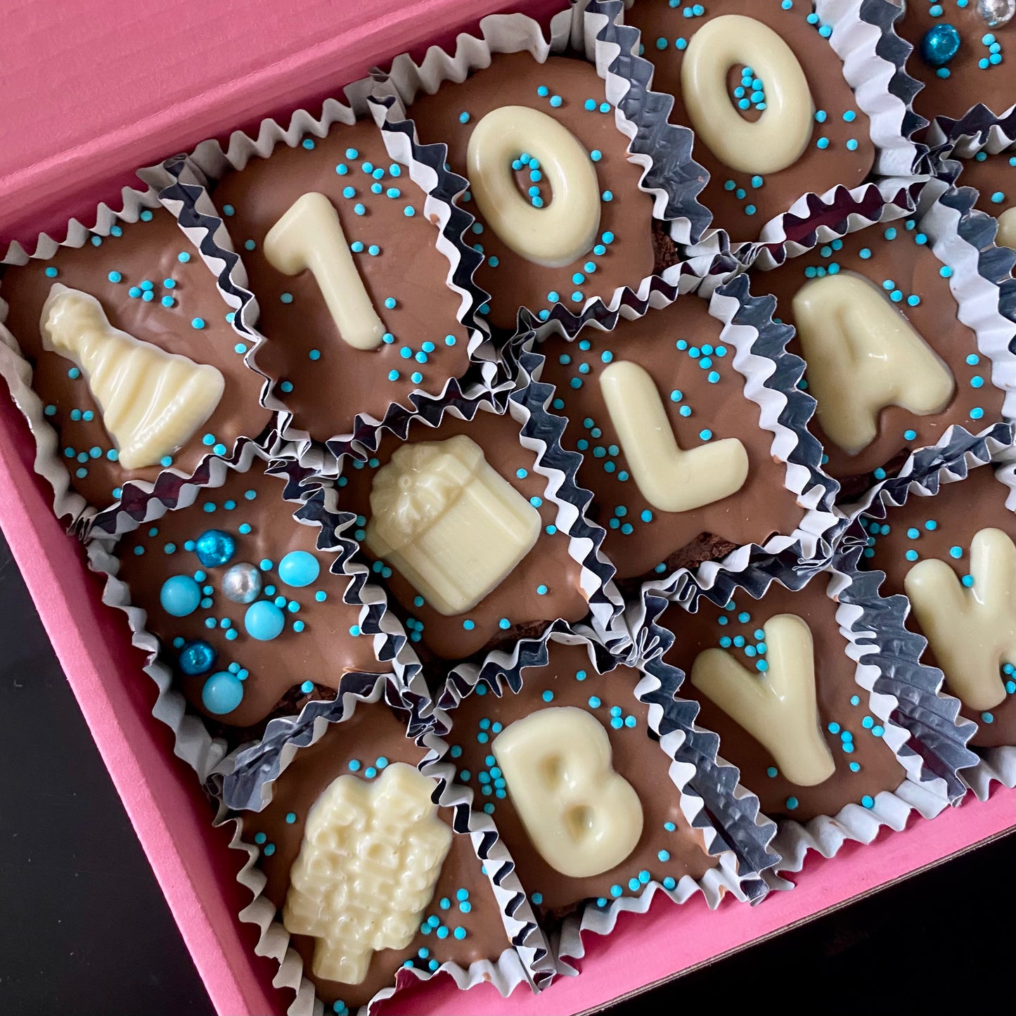 DUŻE BROWNIE W KAWAŁKACH