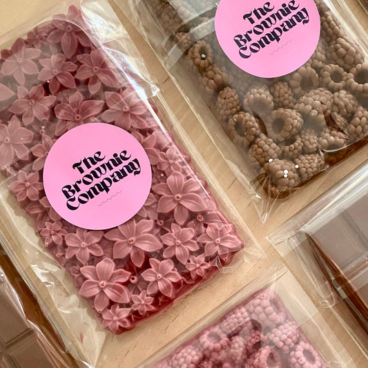 CZEKOLADA Z WZOREM W MALINY/KWIATY